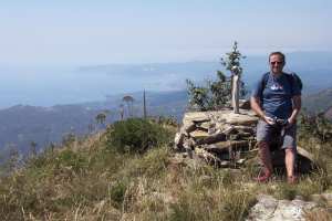 Xtrallusion offers independent self-guided Walking, Adventure, Activity, Skiing and Paragliding Holiday itineraries on the Italian Rivieras, in the Italian Lakes, in the Italian Alps and in some of the most beautiful corners of Italy.